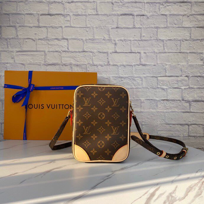 Fashion Lu-Vi bags - 3735