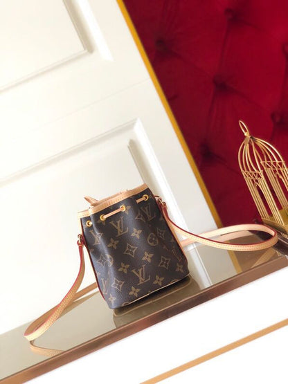 Fashion Lu-Vi bags - 3598