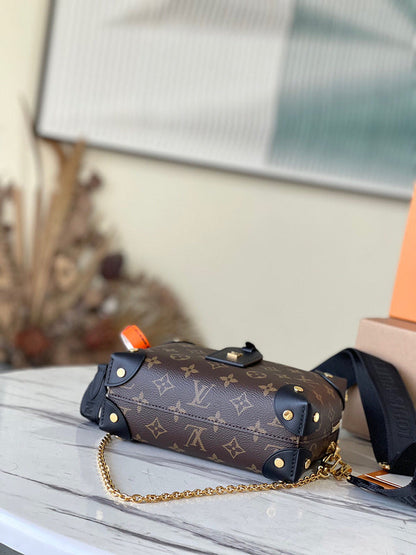 Fashion Lu-Vi bags - 4432