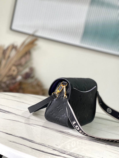 Fashion Lu-Vi bags - 4133