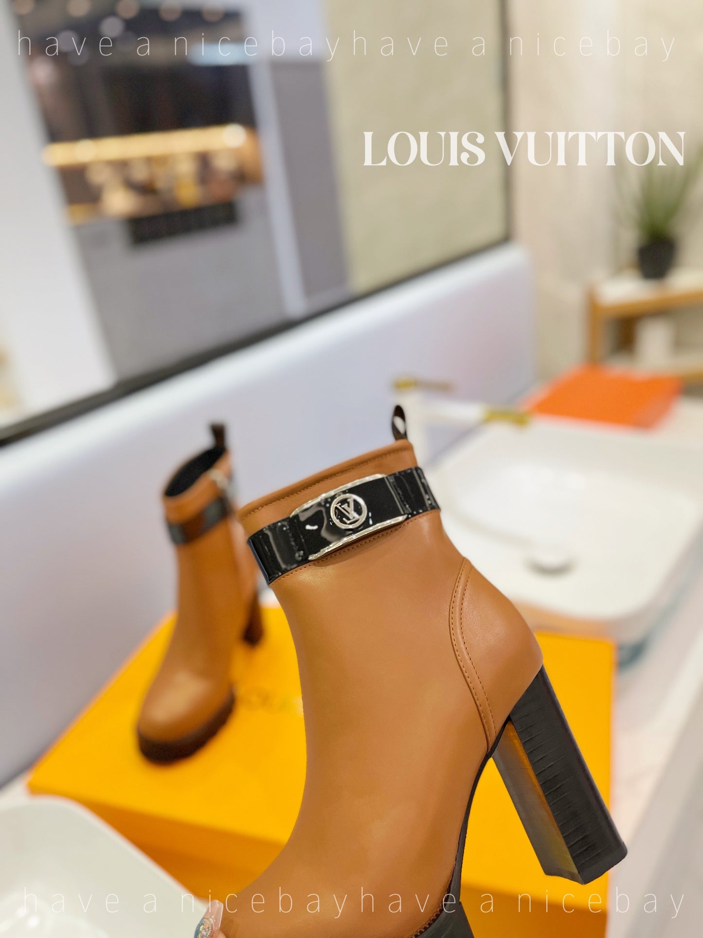 New Arrival  LUV BOOTS 035