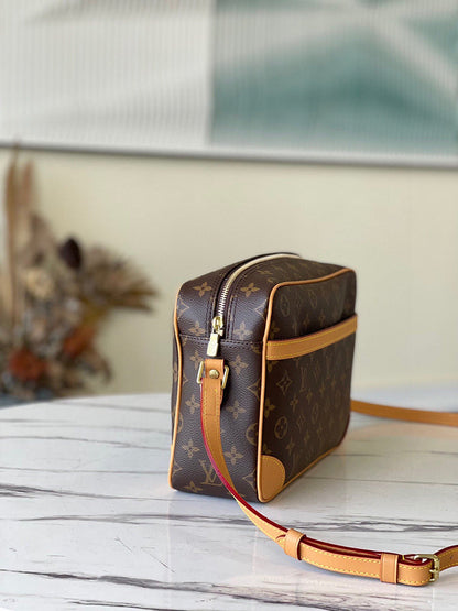 Fashion Lu-Vi bags - 4231