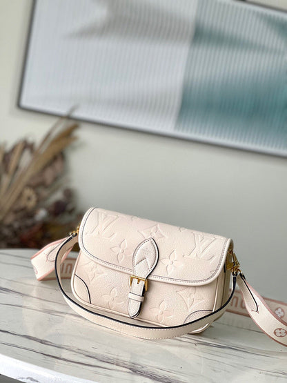 Fashion Lu-Vi bags - 4205