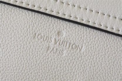 LV Lockme Tender White For Women, Women’s Handbags, Shoulder And Crossbody Bags 7.5in/19cm LV