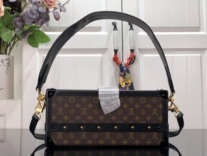 Fashion Lu-Vi bags - 3573