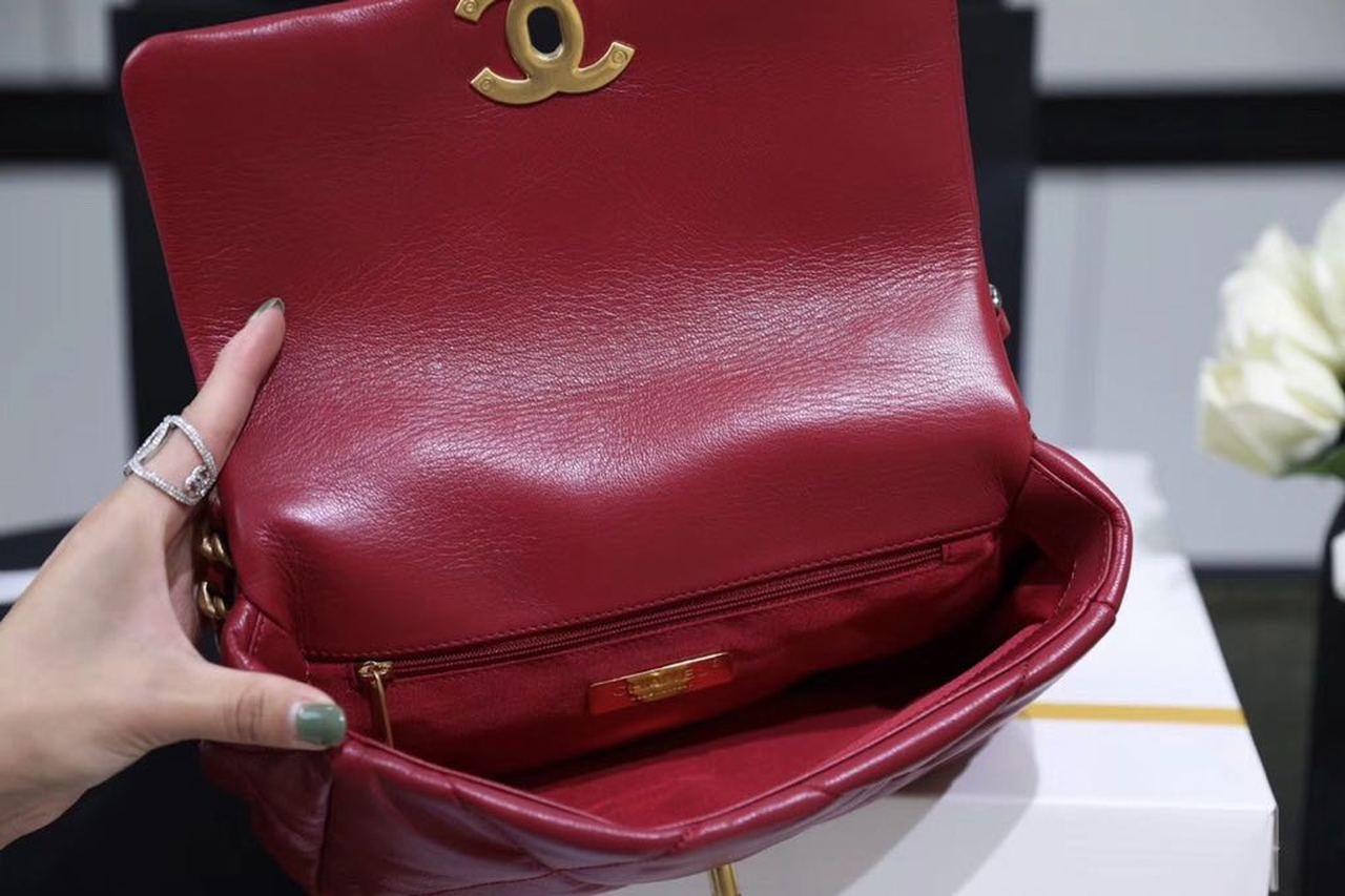 CHL 19 Handbag 26cm Burgundy For Women AS1160
