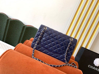 Chanel Classic Handbag Navy Blue For Women, Women’s Bags, Shoulder And Crossbody Bags 10.2in/26cm A01112