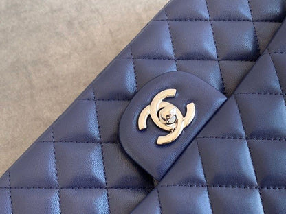 Chanel Classic Handbag Navy Blue For Women, Women’s Bags, Shoulder And Crossbody Bags 10.2in/26cm A01112