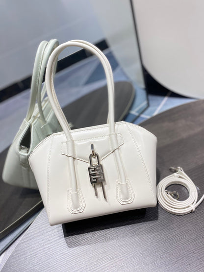 gv Mini Antigona Lock Bag Ivory For Women, Handbags, Shoulder Bags 8.7in/22cm GVC BB50J0B16S-105