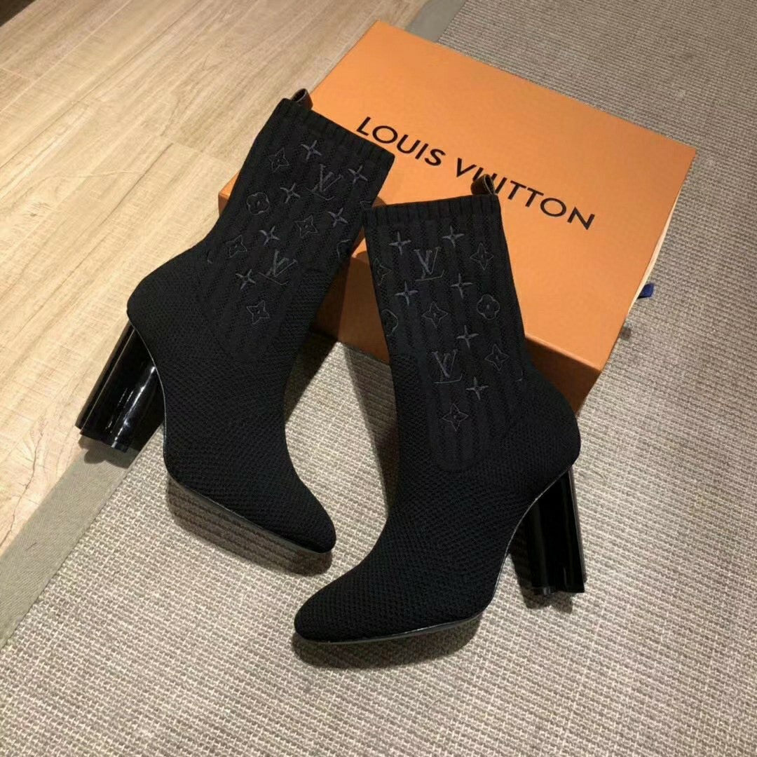 New Arrival  LUV BOOTS 020