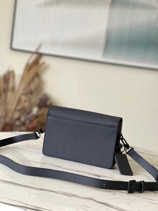 Fashion Lu-Vi bags - 4309