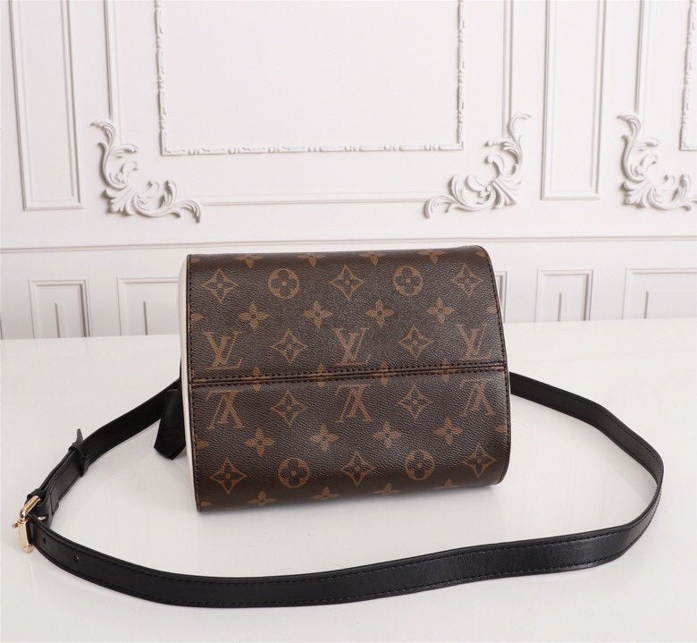 Fashion Lu-Vi bags - 3849