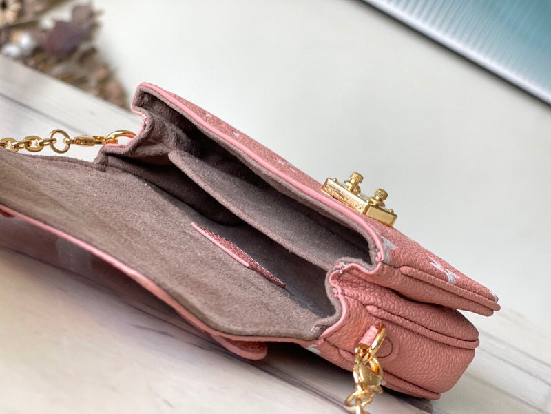 Fashion Lu-Vi bags - 4124