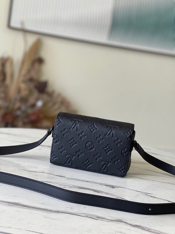 Fashion Lu-Vi bags - 4714