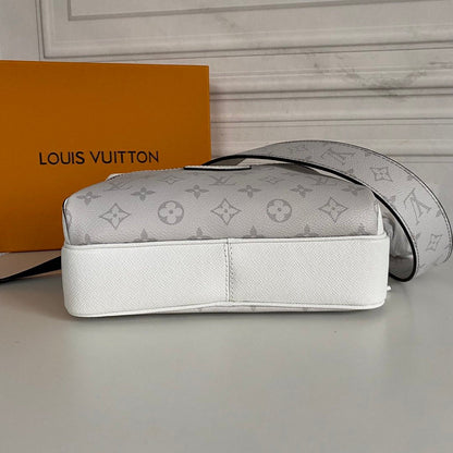 Fashion Lu-Vi bags - 3904