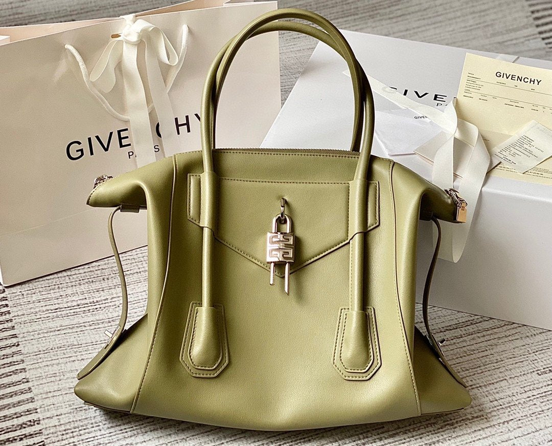 gv Small Antigona Soft Bag Green For Women, Handbags, Shoulder Bags 17.7in/45cm GVC 