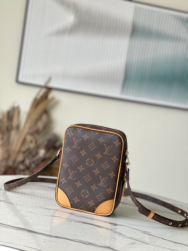 Fashion Lu-Vi bags - 4305