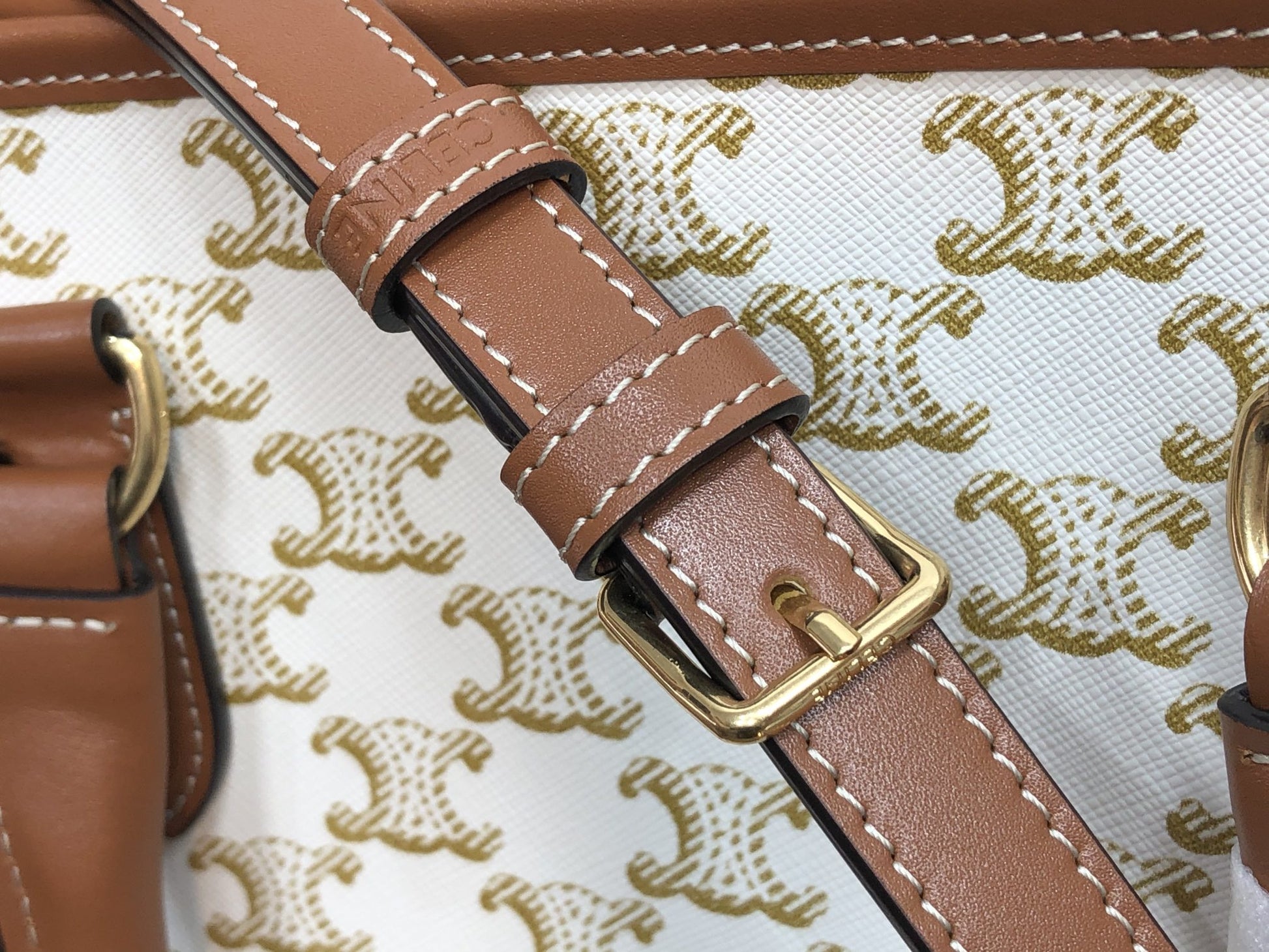 CE Mini Horizontal Cabas In Triomphe Canvas White For Women 14in/35cm 199742BZJ.01BC