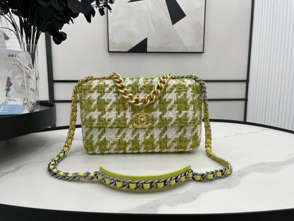 CHL 19 Large Handbag Gold Hardware Green For Women, Women’s Handbags, Shoulder Bags 11.8in/30cm