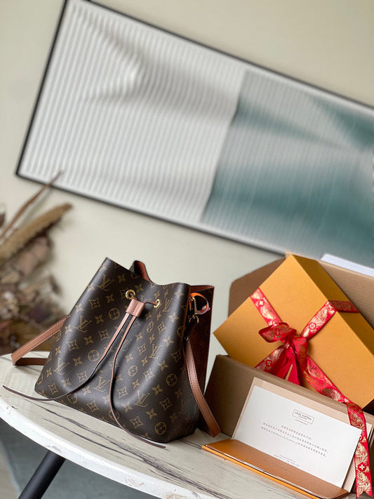 Fashion Lu-Vi bags - 4056