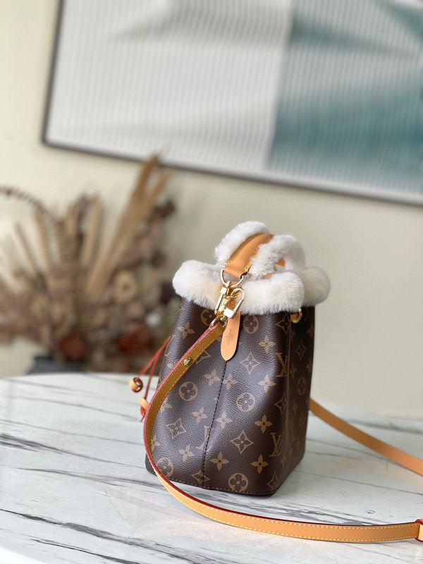 Fashion Lu-Vi bags - 4575
