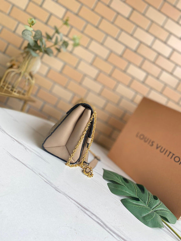 Fashion Lu-Vi bags - 3946