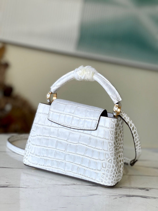 Fashion Lu-Vi bags - 4756
