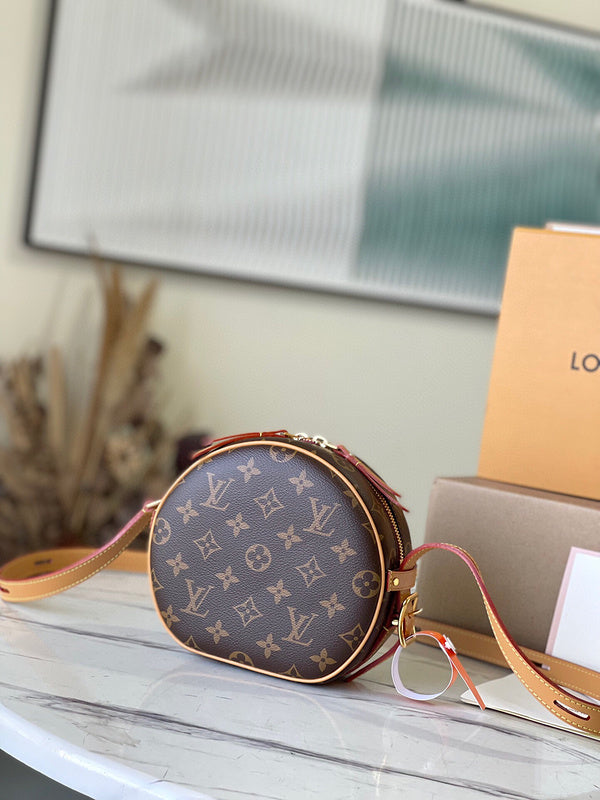 Fashion Lu-Vi bags - 4440