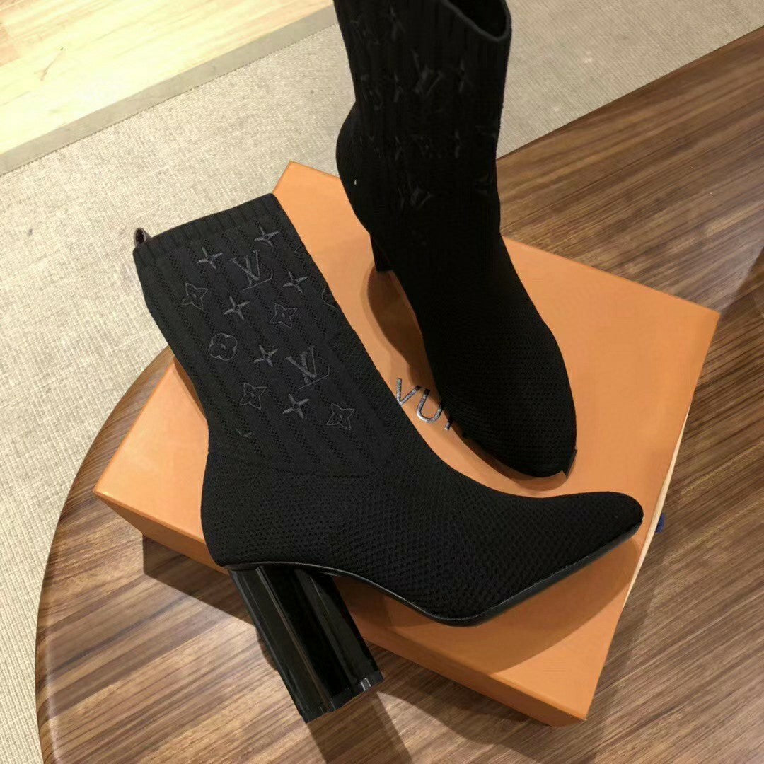 New Arrival  LUV BOOTS 020