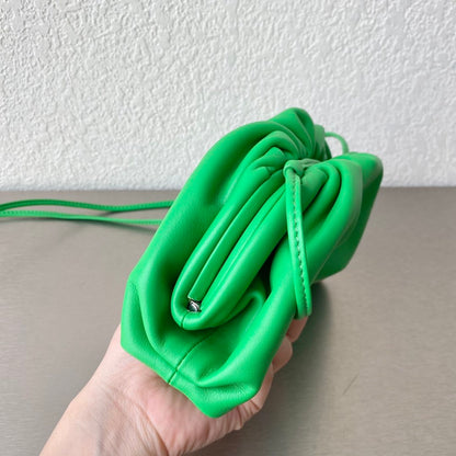 BV Mini Pouch Green, For Women, Bags 8.7in/22cm 585852V1BW03724