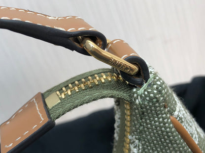 CE Ava Bag In Triomphe Canvas Green For Women 9in/23cm
