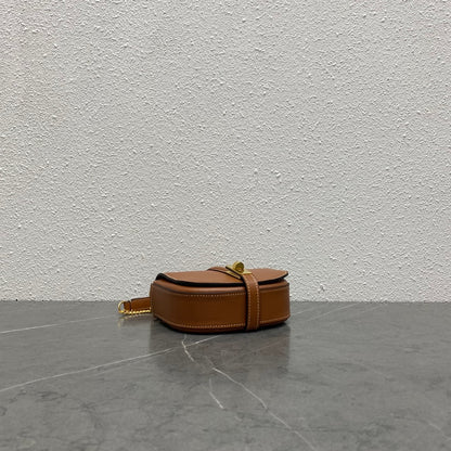 CE Small 16 Wallet On Chain Tan For Women 6in/14cm 10G453CQ7.04LU