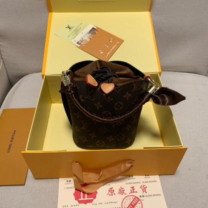 Fashion Lu-Vi bags - 3892