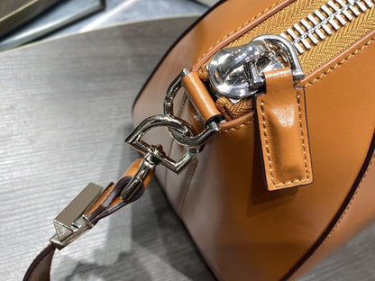 gv Mini Antigona Sport Bag Caramel Brown For Women, Handbags, Shoulder Bags 8.7in/22cm GVC