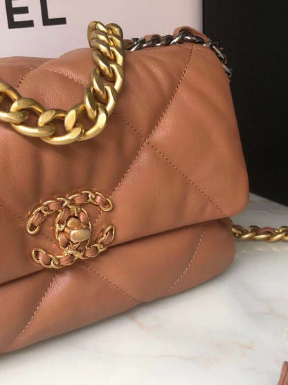 CHL 19 Handbag 26cm Brown For Women AS1160