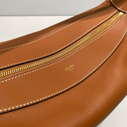 CE Medium Romy In Supple Brown For Women 13in/34cm 197443DPJ.04LU