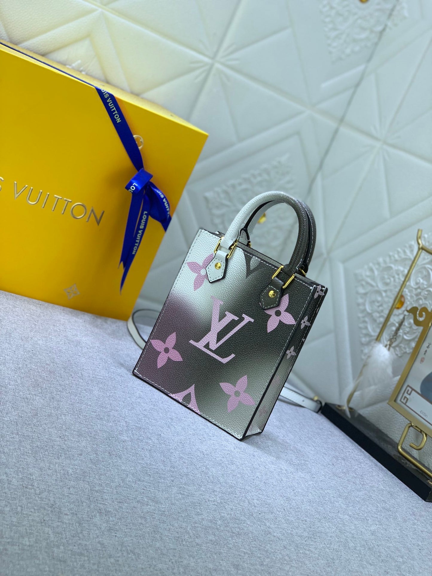 New Arrival Bags LUV 823