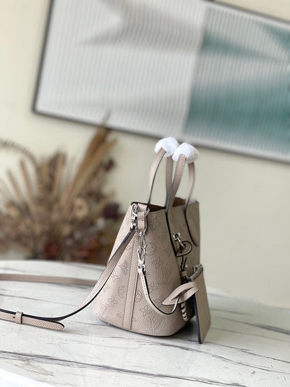 Fashion Lu-Vi bags - 4336