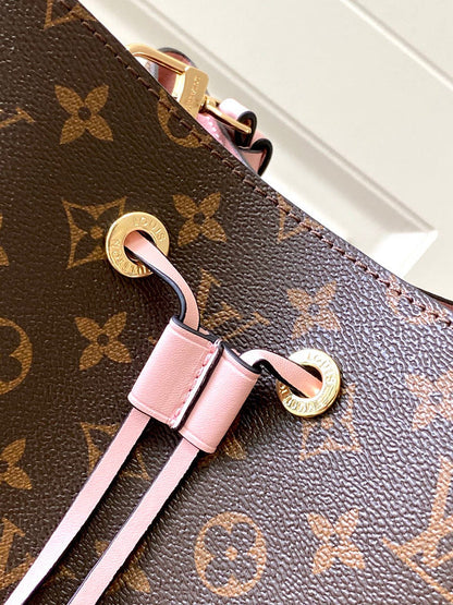 Fashion Lu-Vi bags - 3928