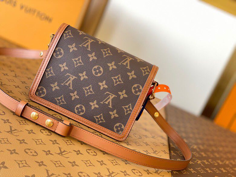 Fashion Lu-Vi bags - 3635