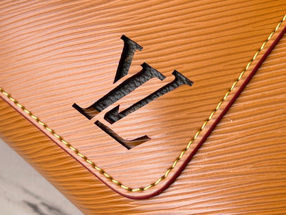 Fashion Lu-Vi bags - 4946