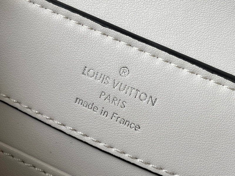 Fashion Lu-Vi bags - 4899