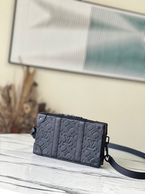 Fashion Lu-Vi bags - 4400