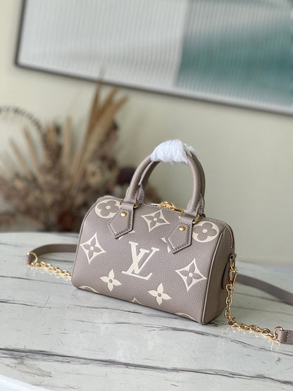 Fashion Lu-Vi bags - 4338