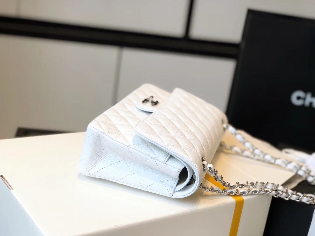 CHL CLASSIC MEDIUM FLAPBAG SILVER HARDWARE WHITE