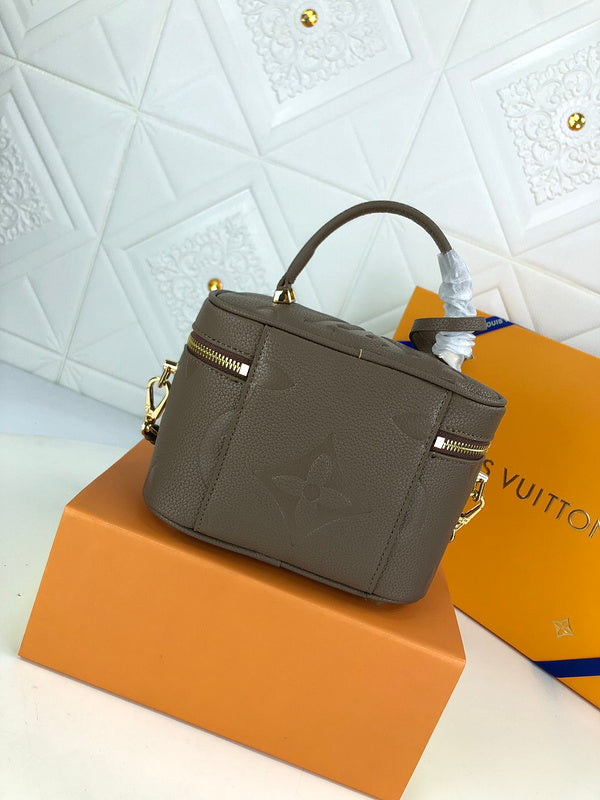 Fashion Lu-Vi bags - 3885