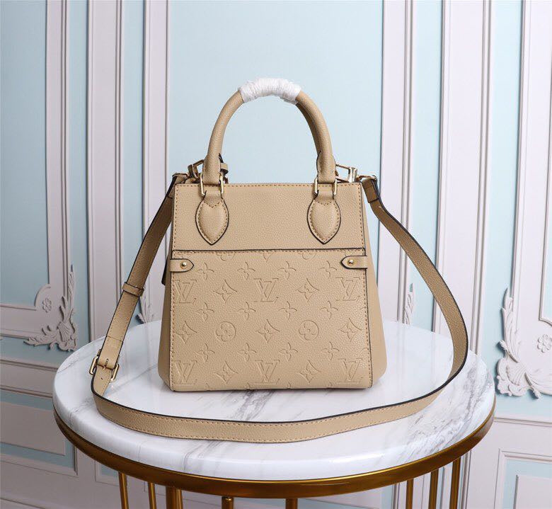 Fashion Lu-Vi bags - 3739