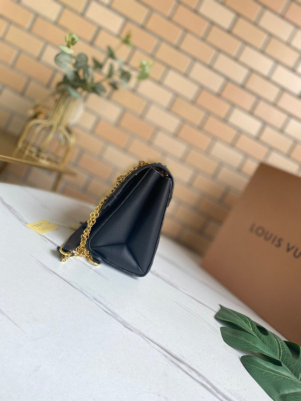 Fashion Lu-Vi bags - 3841