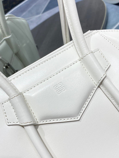 gv Mini Antigona Lock Bag Ivory For Women, Handbags, Shoulder Bags 8.7in/22cm GVC BB50J0B16S-105