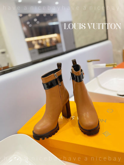 New Arrival  LUV BOOTS 035